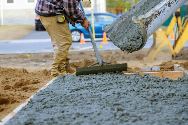  Wauregan, CT Concrete contractor Pros