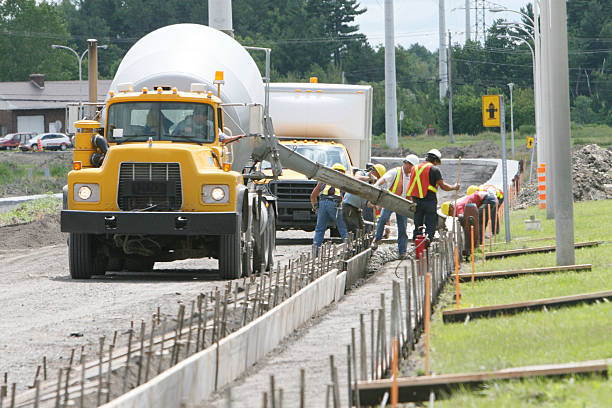 Best Concrete Retaining Walls in Wauregan, CT